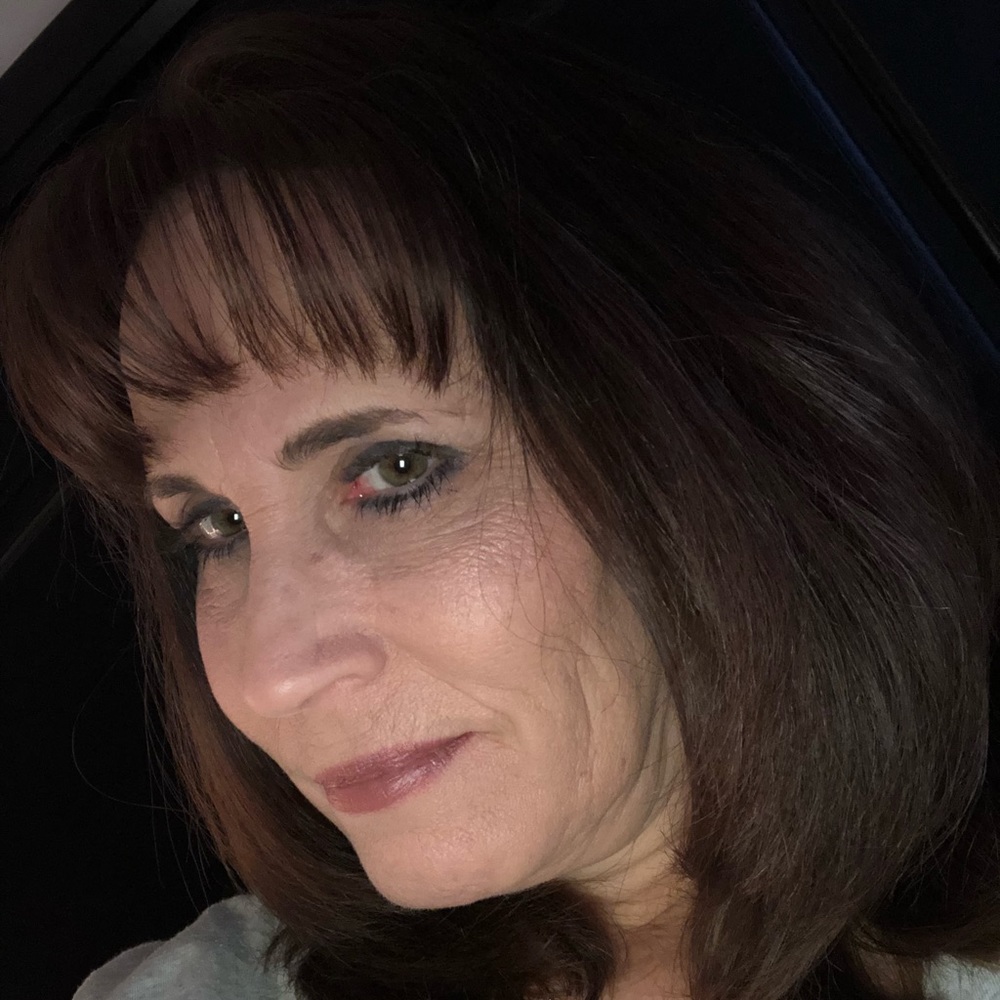 Meet your Posher, Lynn